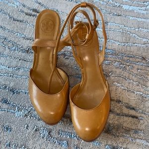 Tory Burch Nude Wedges